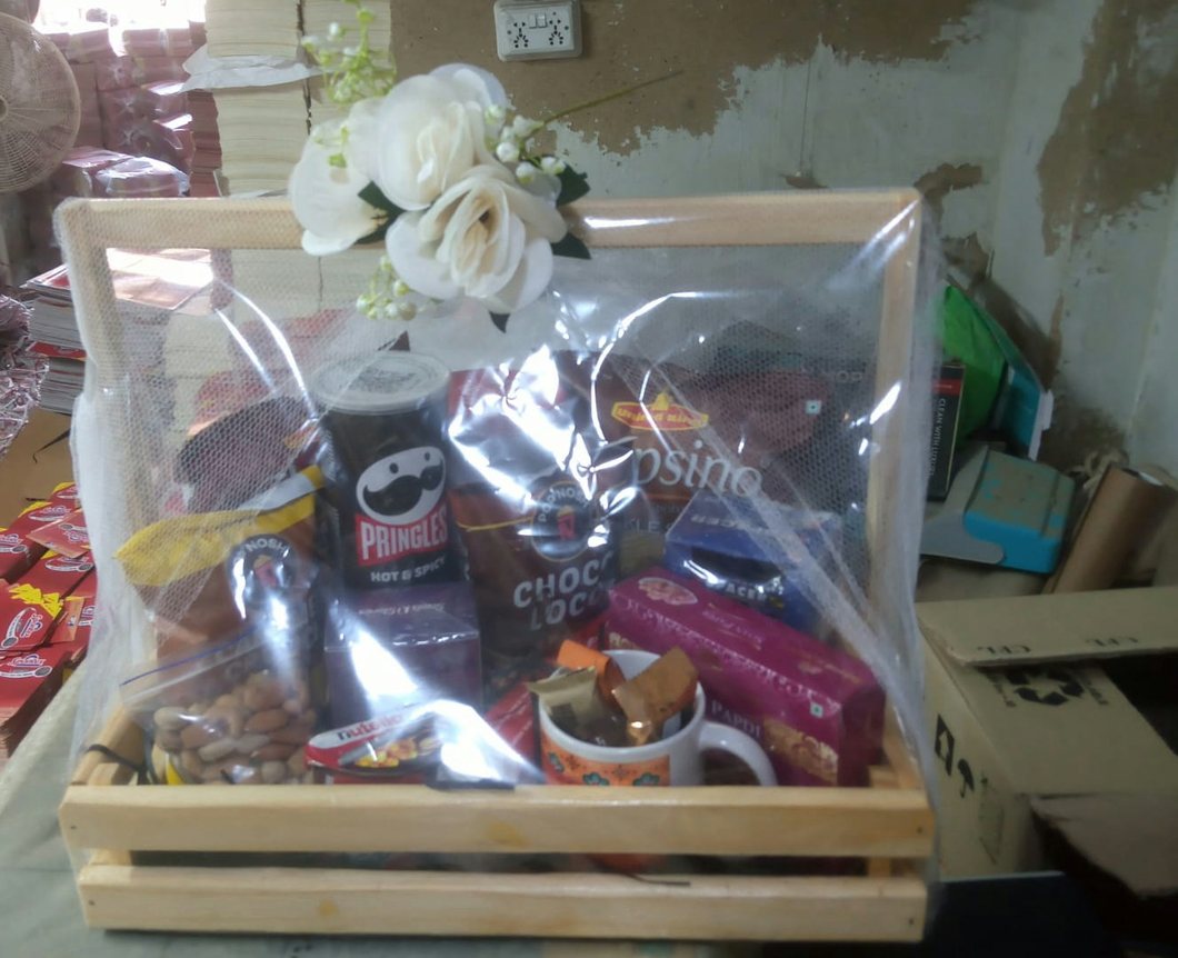 Engro: Gift hamper in a wooden crate